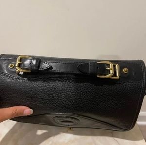 Vintage dooney & Bourke black crossbody bag